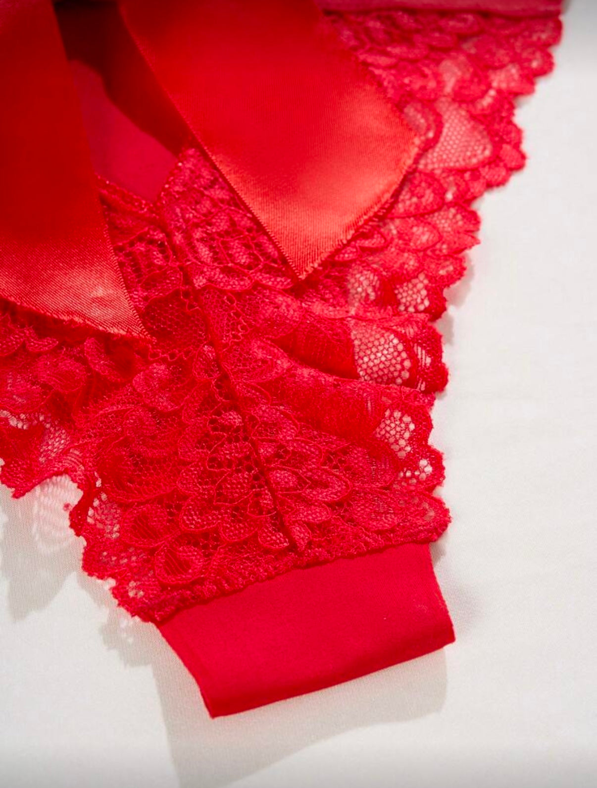 Redbow panty
