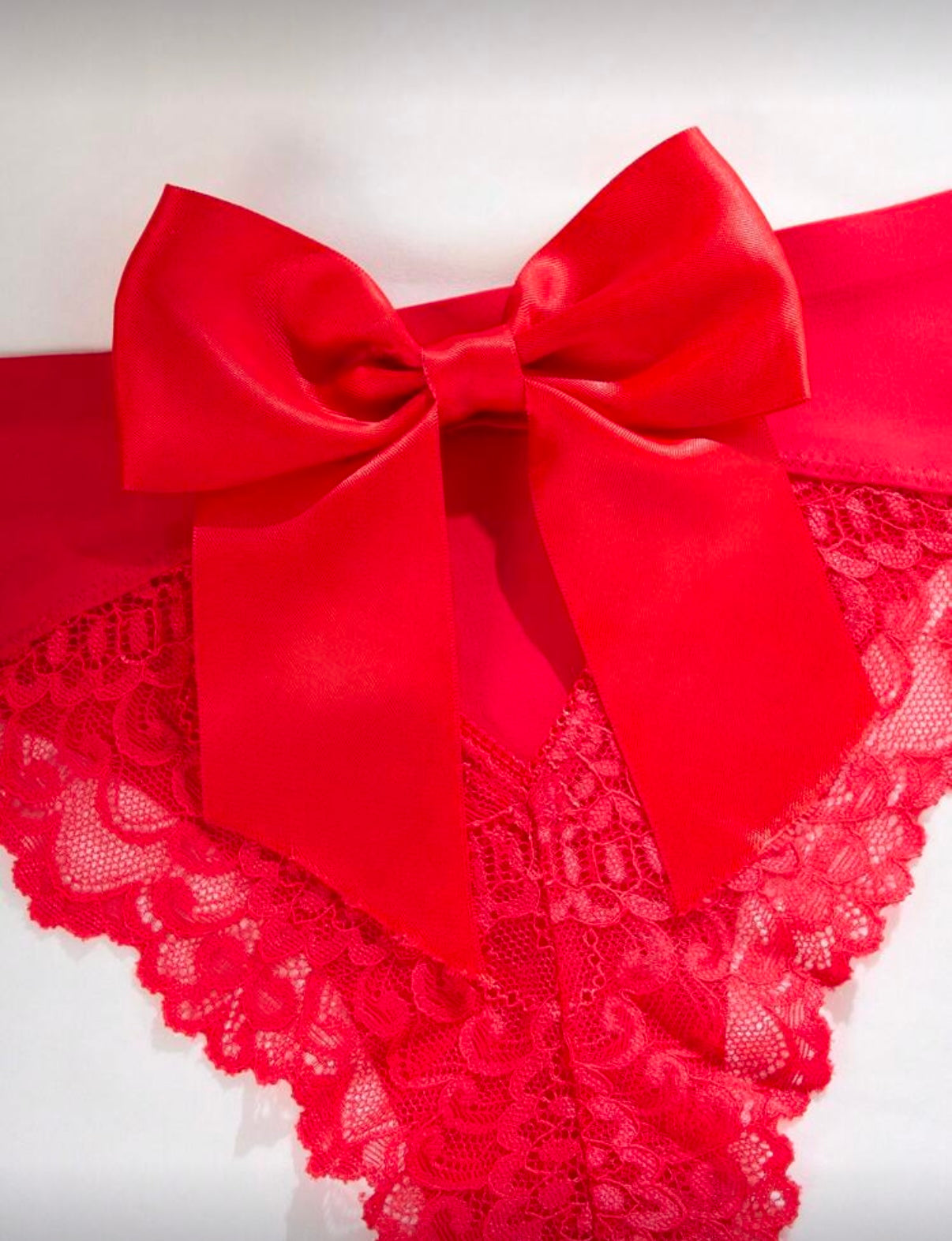 Redbow panty