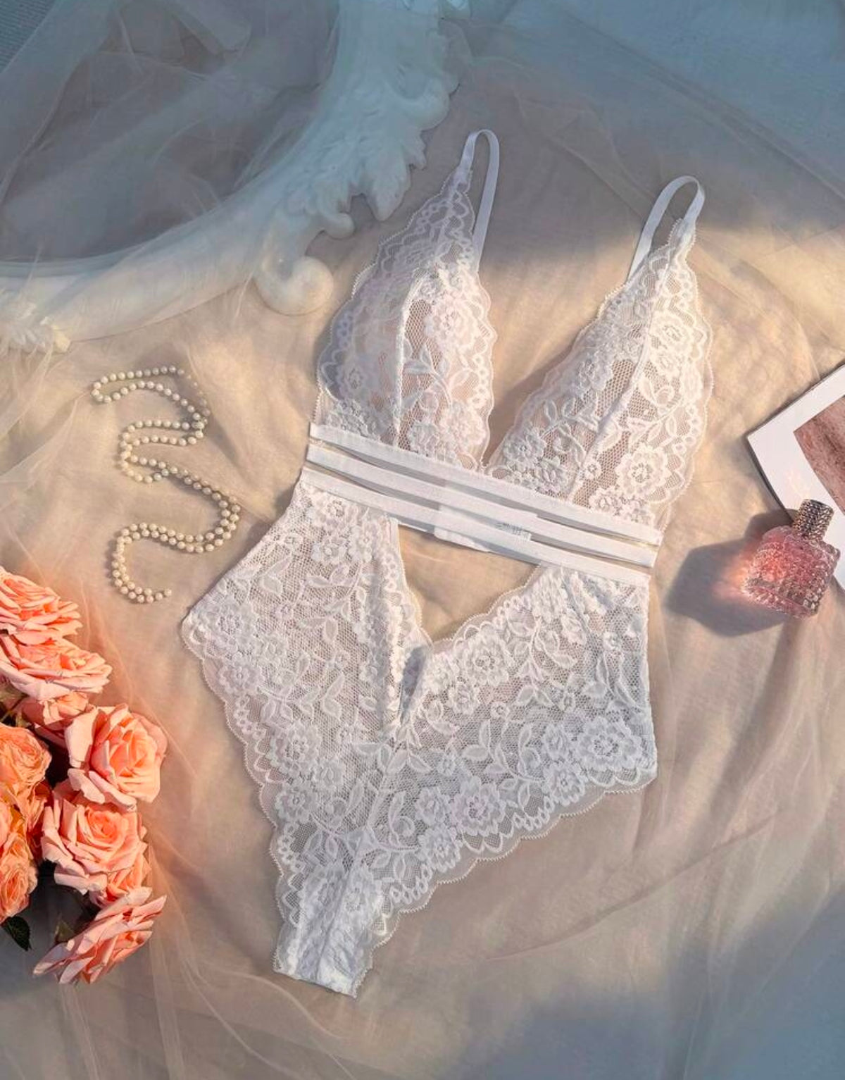 Luna lace