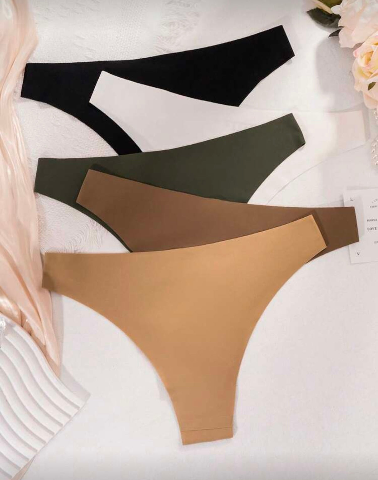 Seamless underwears