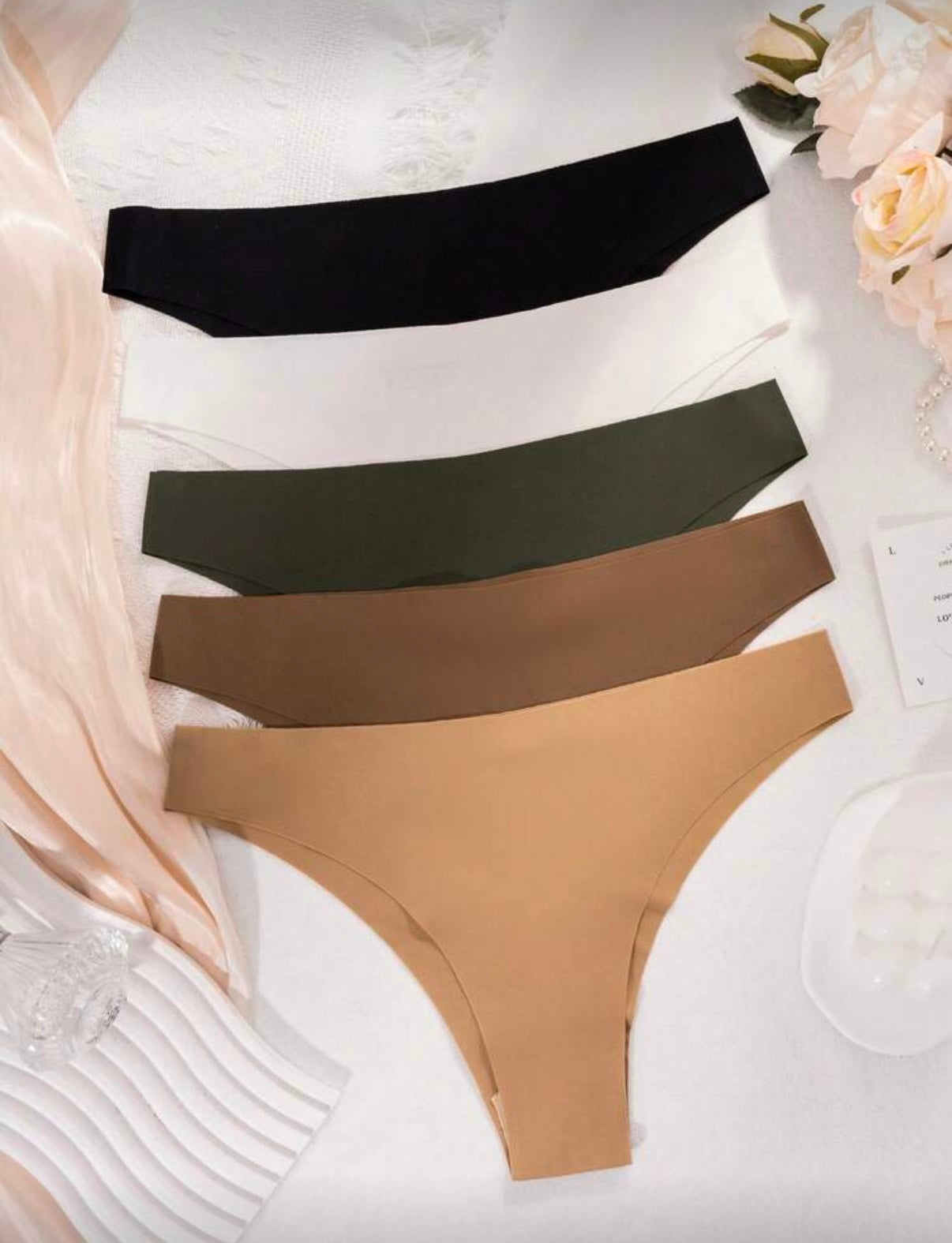 Seamless underwears